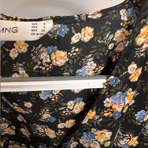 Mango womens black v neck long sleeve floral top size S - Picture 5 of 7